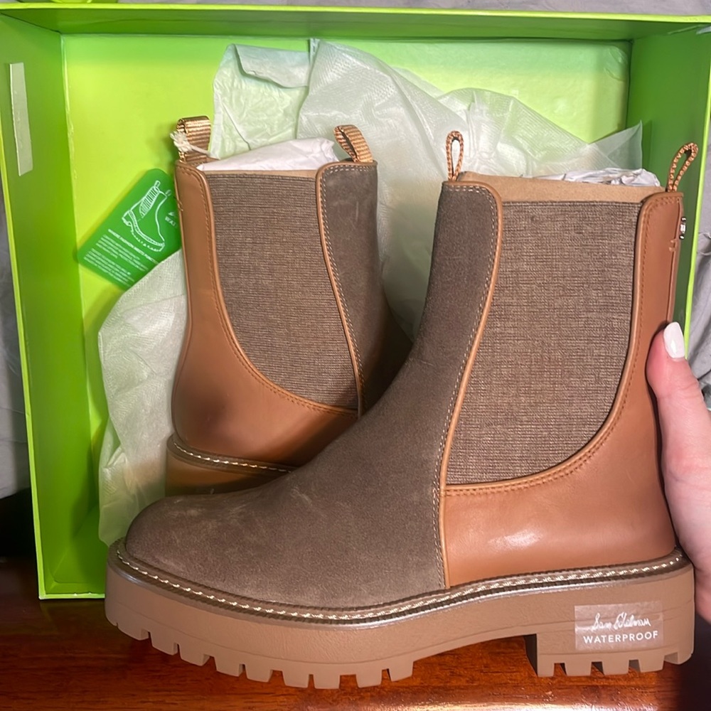 BRAND NEW Sam Edelman Laguna two tone boots